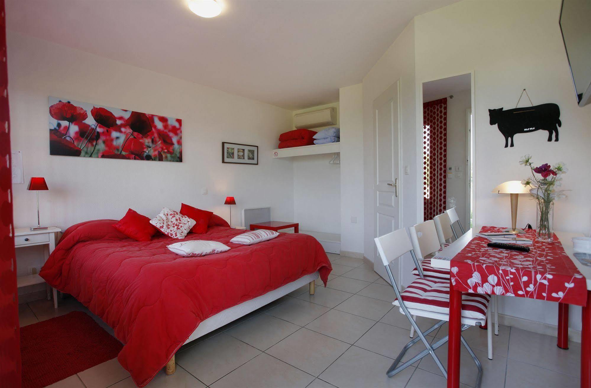 Logis Hotel Corintel Bordeaux Est Tresses Eksteriør bilde